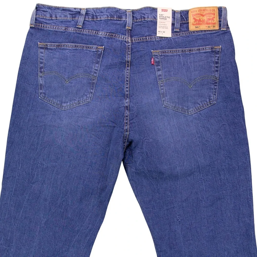 NWT Levis 541 Jeans Men 42x32 Denim Athletic Taper Stretch Med Wash‎ Roomy Thigh